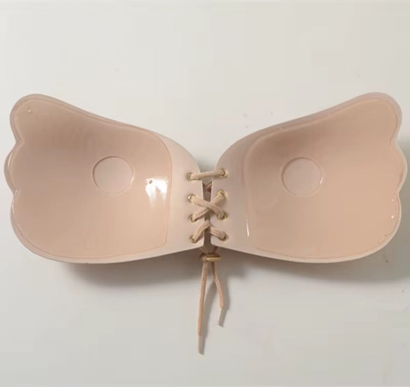 Soutien gorge adhésif